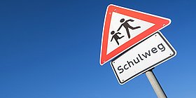 Schulweg Schild