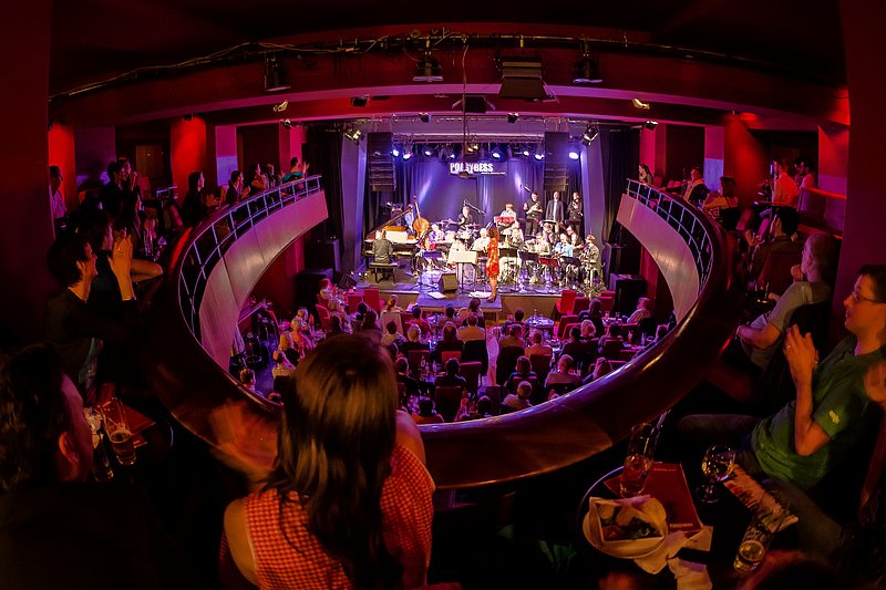 Porgy und Bess Jazz & Music Club Blick vom Balkon auf Parkett