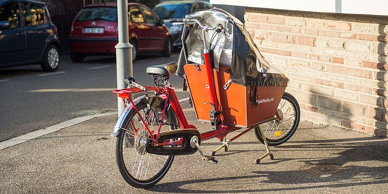 Transportfahrrad in der Stadt