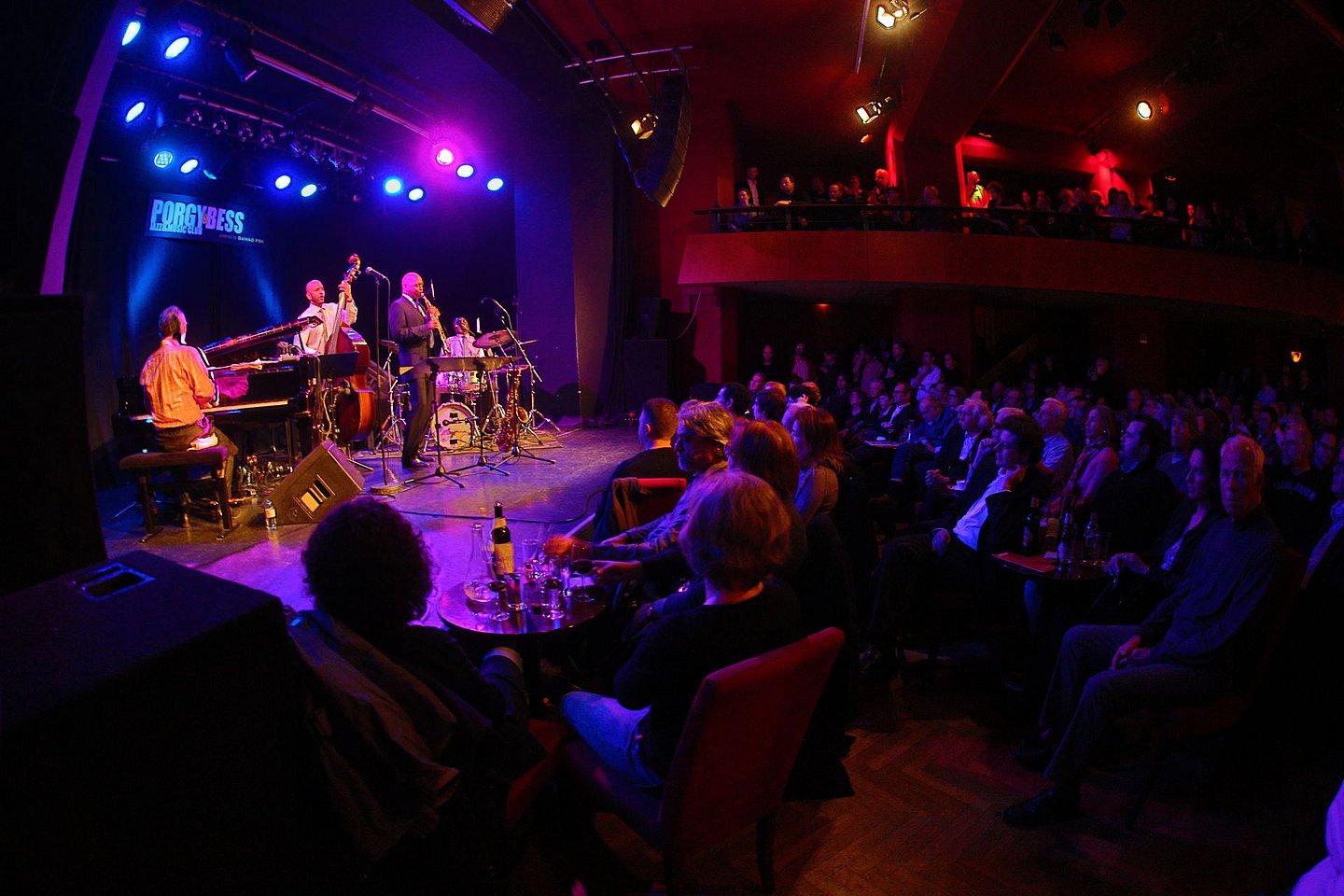 Porgy und Bess Jazz & Music Club Showeffekt Bühne