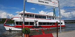 Donau Schiff MS Blue Danube von außen