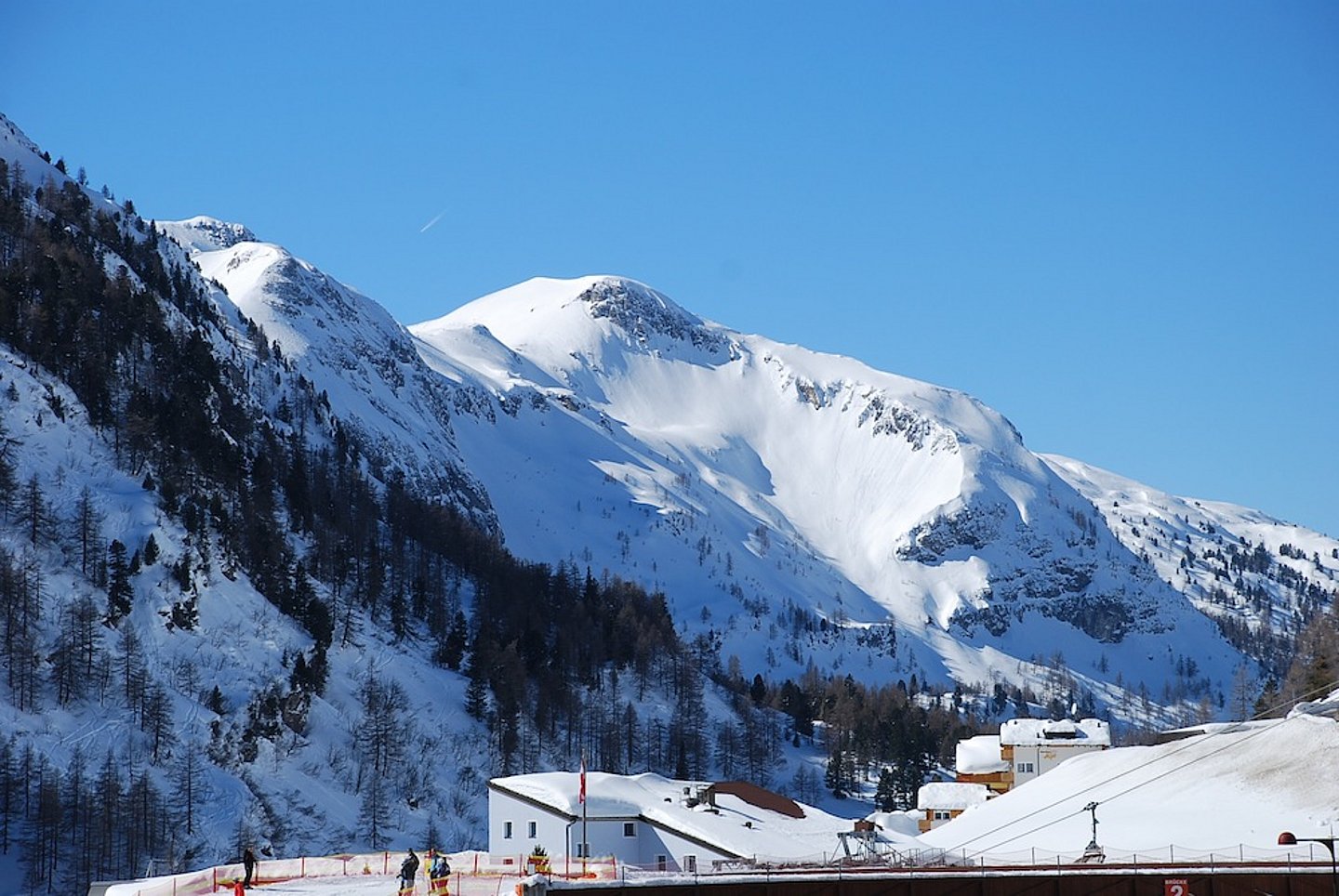 Blick auf Berg im Skigebiete Obertauern