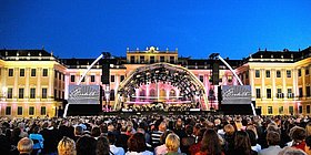 Musical Elisabeth als Open Air Aufführung vor dem Schloss Schönbrunn mit Publikum