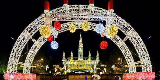 Christkindlmarkt Rathausplatz